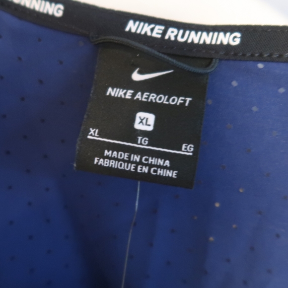Nike vest - Picture 3 of 4
